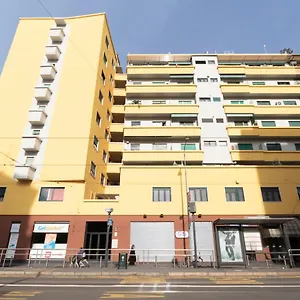 https://casa-del-maestro-apartment.italymilanhotels.net