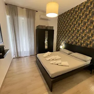  Apartment House Toledo